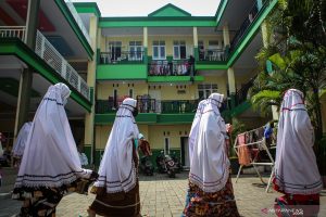 Read more about the article Mondok di Pondok Pesantren Merasakan Keasikan dan Keberkahan dalam Pembelajaran Islam